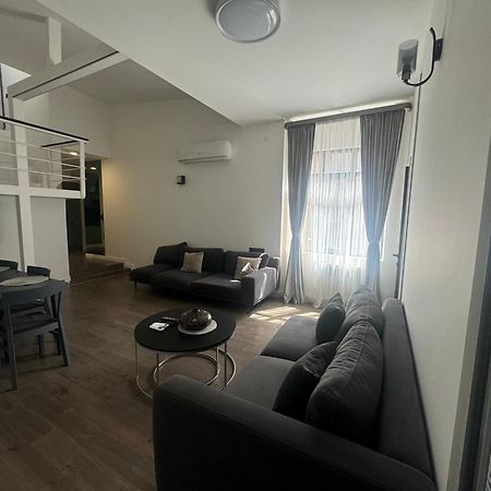Luxe Apartment In Center Ереван Экстерьер фото