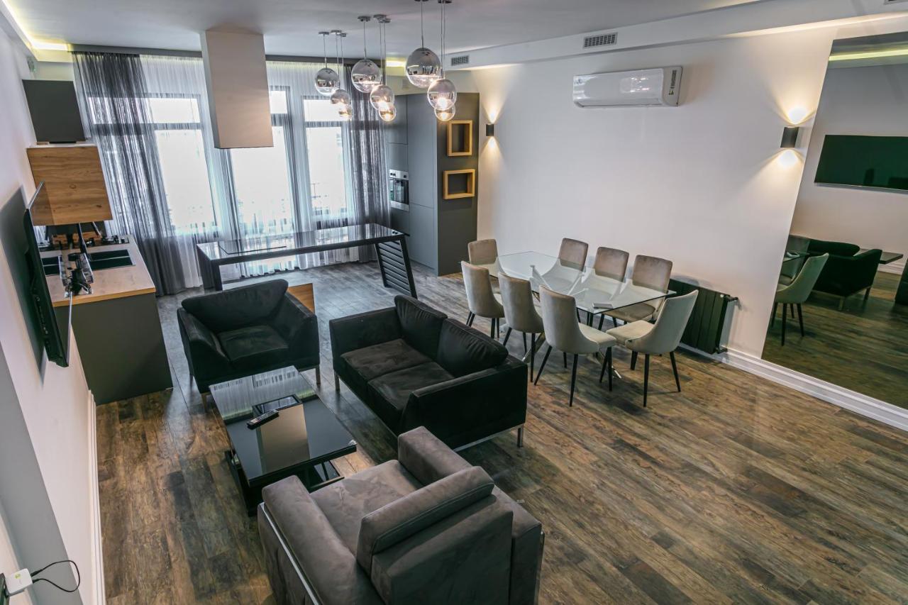 Luxe Apartment In Center Ереван Экстерьер фото