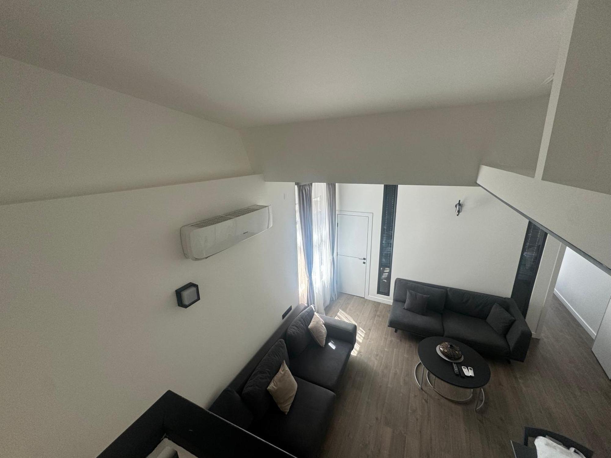 Luxe Apartment In Center Ереван Экстерьер фото